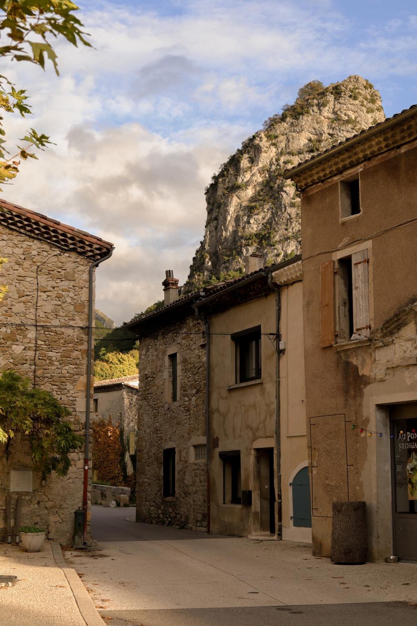 Les Appartements Du Saint Thiers, La Provence Dans Un Coin De La Drome Et L'Esprit D'Une Maison D'Hotes A Saou Eksteriør bilde